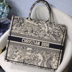 Christian Dior Shopping Bags